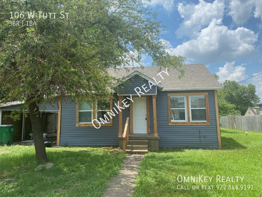 Primary Photo - 106 W Tutt St