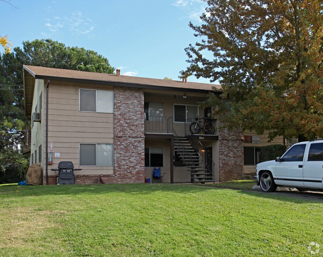 Primary Photo - 7444 Tiara Way