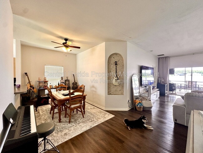 Foto del edificio - 4226 Waterside Pointe Cir