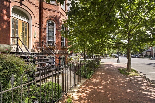 Foto del edificio - 1503 12th St NW