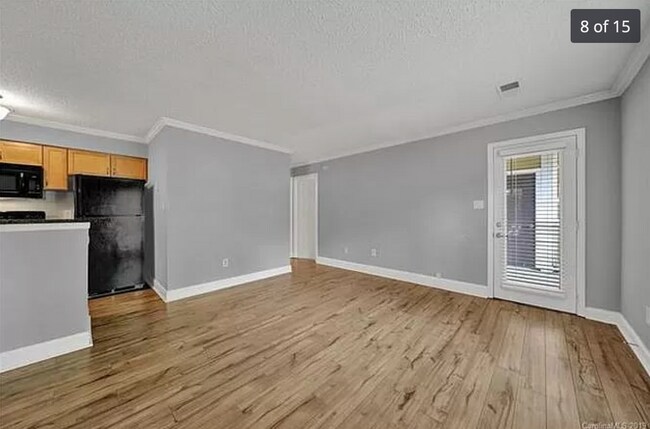 Building Photo - 2518 Cranbrook Ln