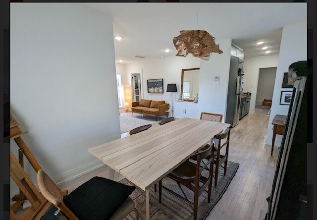 Foto del edificio - 2300 N Campbell St