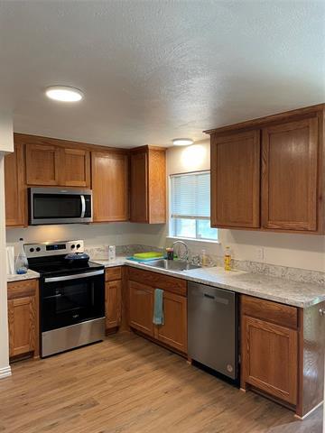 Foto del edificio - 3520 Sunnydale Ln