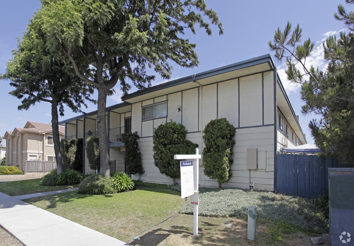 Building Photo - 4231 Lowell St