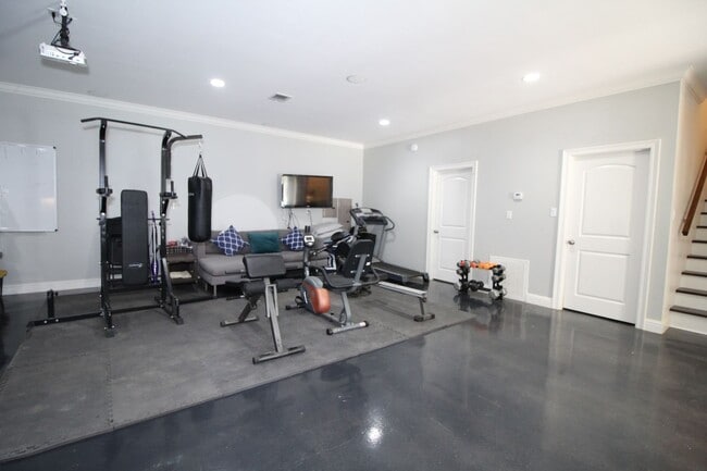 Building Photo - Furnished and utilities included!  1 bedroom garage apartment in *Stonewall* gated neighborhood!