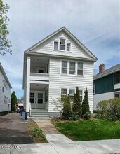 Building Photo - 7 Edison Ave