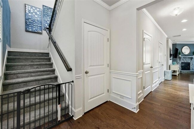 Foto del edificio - 6623 Rivergreen Rd