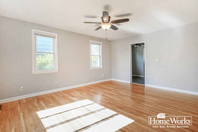 Building Photo - 119 N Coquillard Dr
