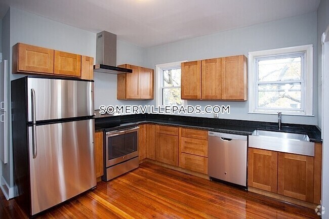 Building Photo - 41 Belknap St