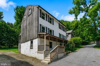 Building Photo - 62 Irish Ln