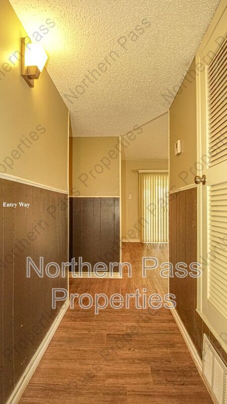 Foto del edificio - 4900 Sagittarius Ave