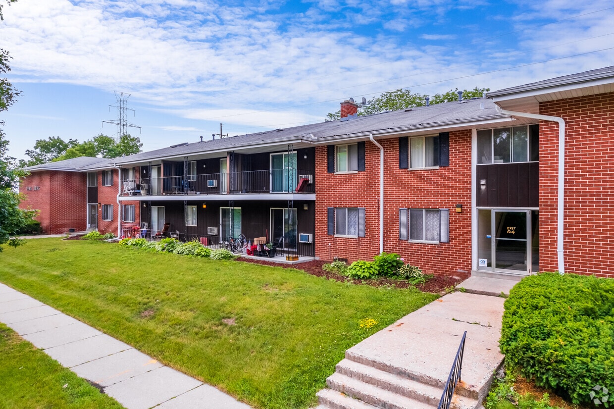 Primary Photo - PENN ARMS APARTMENTS