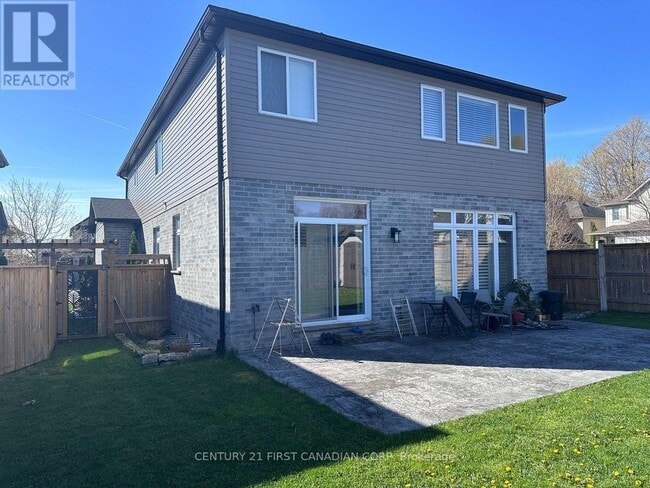 Building Photo - 2120 Gough Ave