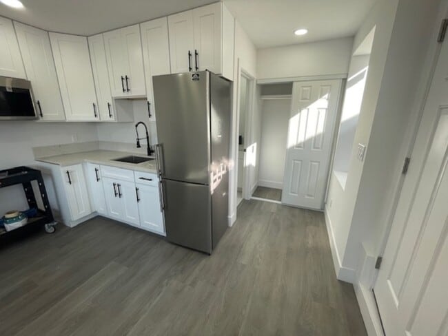 Foto del edificio - 2145 Calle Serena