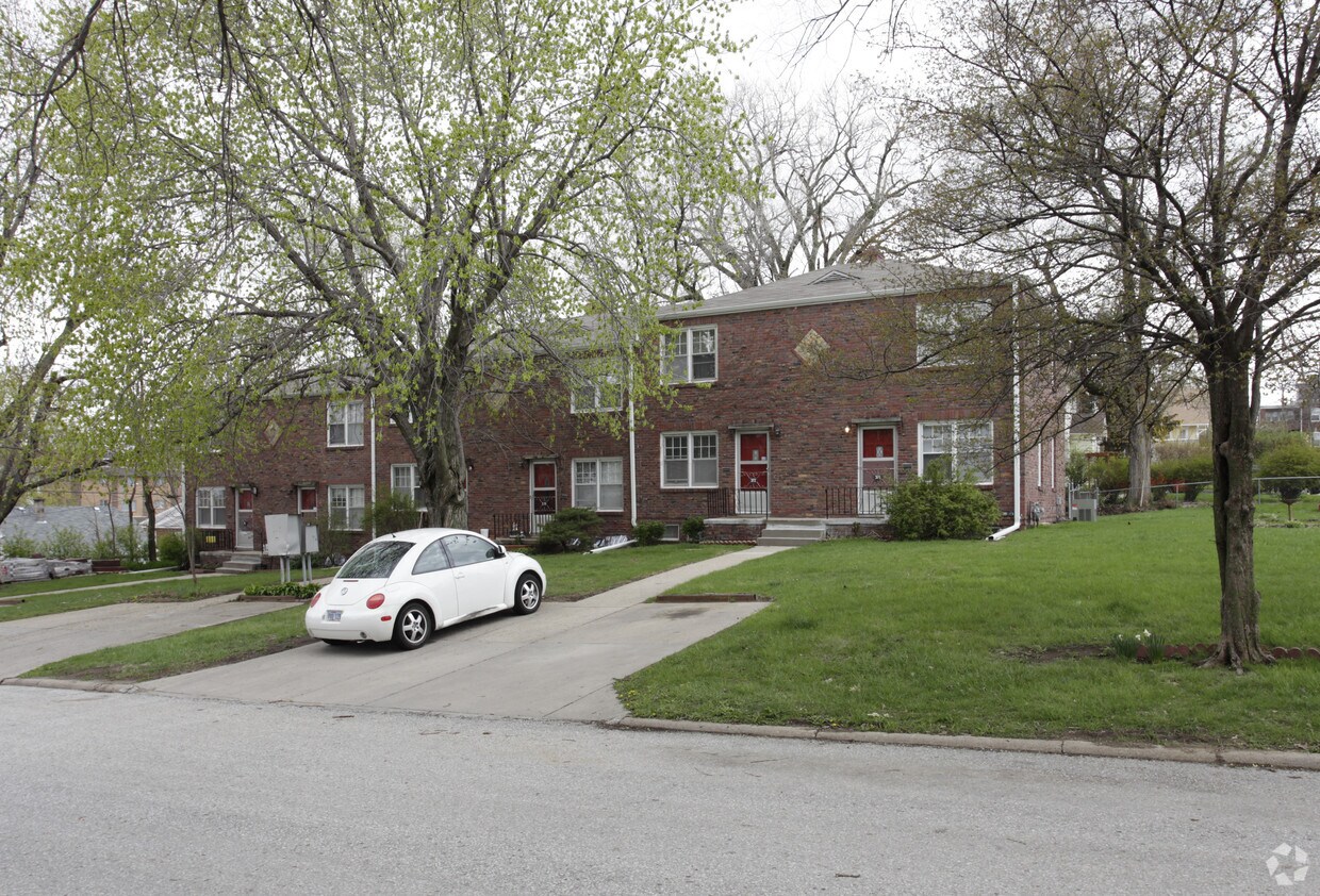 364 N 47th St, Omaha, NE 68132 Apartments 364 N 47th St Omaha, NE