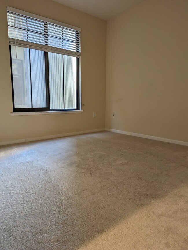 Foto del edificio - 989 Franklin St