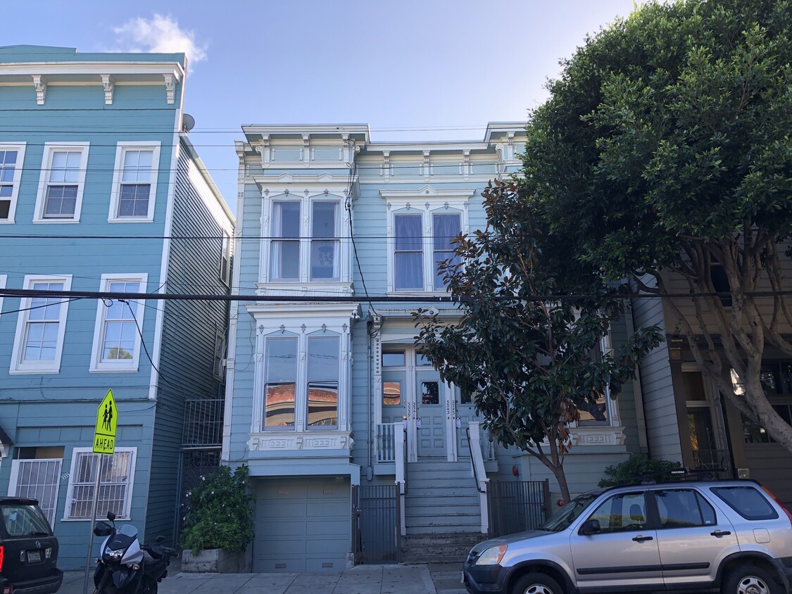Primary Photo - 3339 20th St