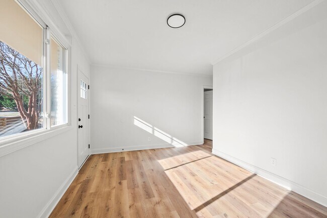 Foto del edificio - 3761 Avera Ave