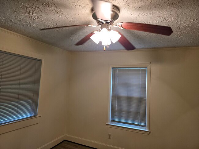 Dormitorio 2 - 685 Coleman Ave