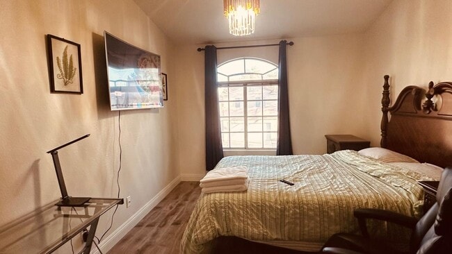 Foto del edificio - 3 Bedrooms Home in Gated Community(Furnished or unfurnished options available)