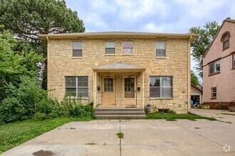 Building Photo - 2030-2034 South St