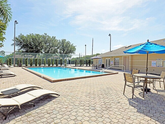 Foto del edificio - Mystic Gardens 5303-315 Summerlin Rd Fort Myers, FL 33919