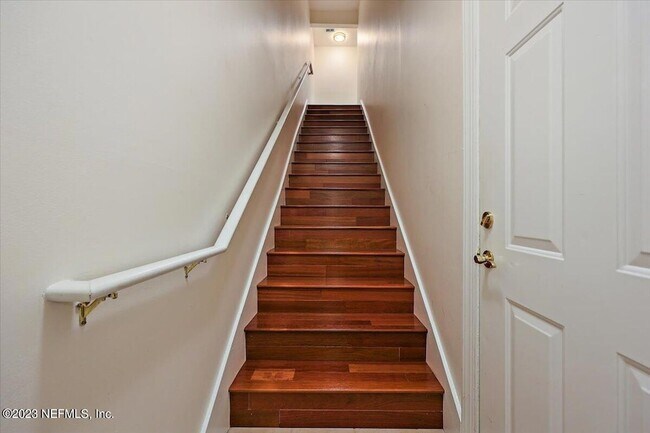 Foto del edificio - 315 Ryder Cup Cir