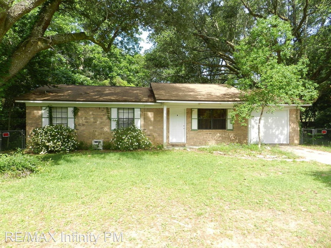 Primary Photo - 4715 Pecanwood Pl