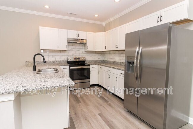 Foto del edificio - 18 Michigan Ln