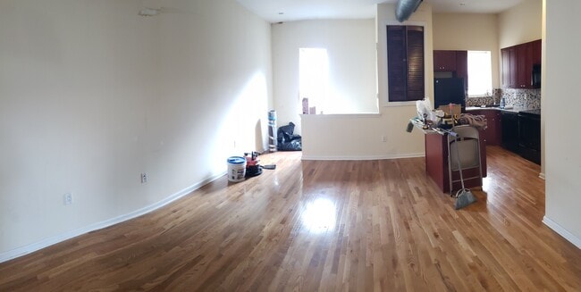 Sala de estar, concepto de planta abierta - 3509 W Clearfield St