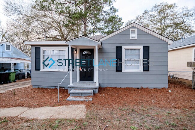 Foto del edificio - NOW OFFERING $250 OFF FIRST FULL MONTH IF ...
