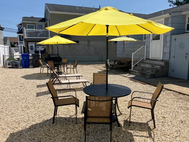 Foto del edificio - 1922 Baltimore Ave