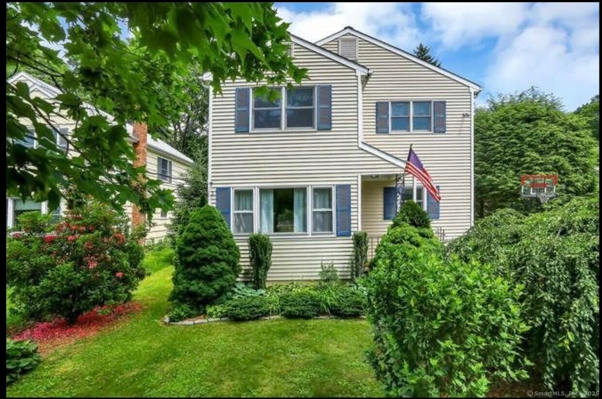 Foto principal - 233 Hoyt St