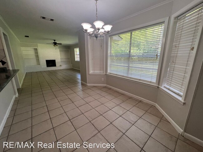 Foto del edificio - 5 br, 3 bath House - 6038 Fox Chase Trail