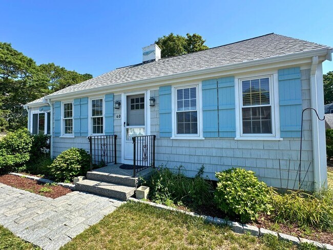 Building Photo - 40 Webster Rd