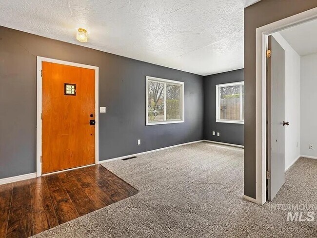 Foto del edificio - 1408 Fairview Ave
