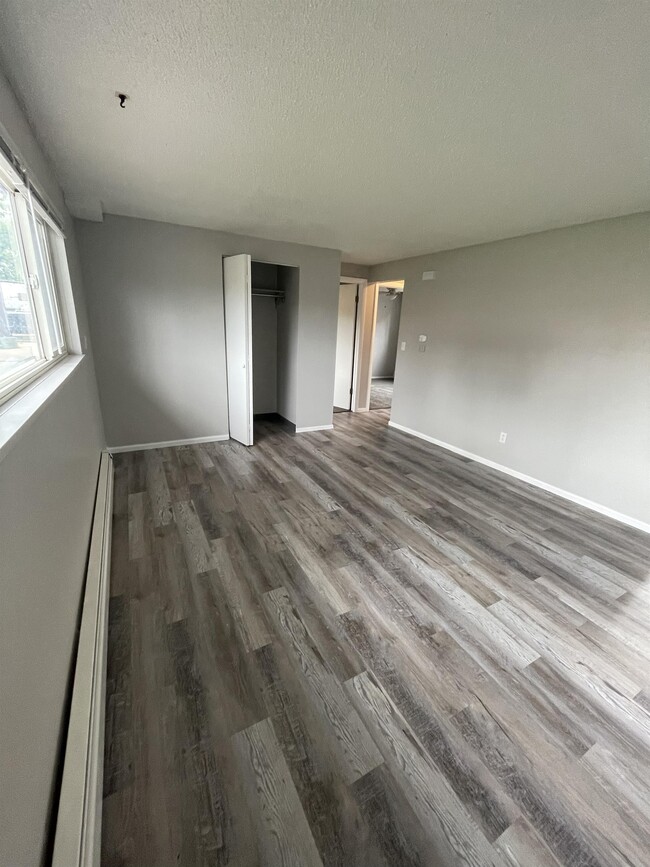 Building Photo - 7075 Alegre Cir
