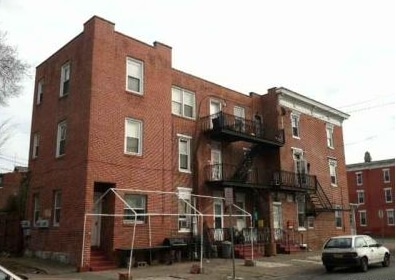Building Photo - 1600 Regina St