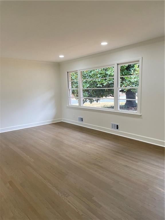 Building Photo - 475 Maxwell Rd