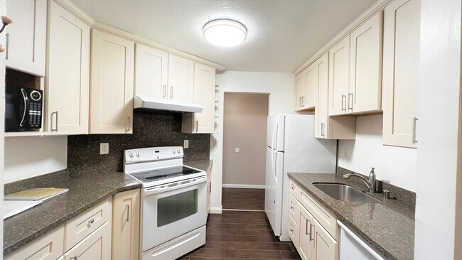 Foto del edificio - 1551 Southgate Ave