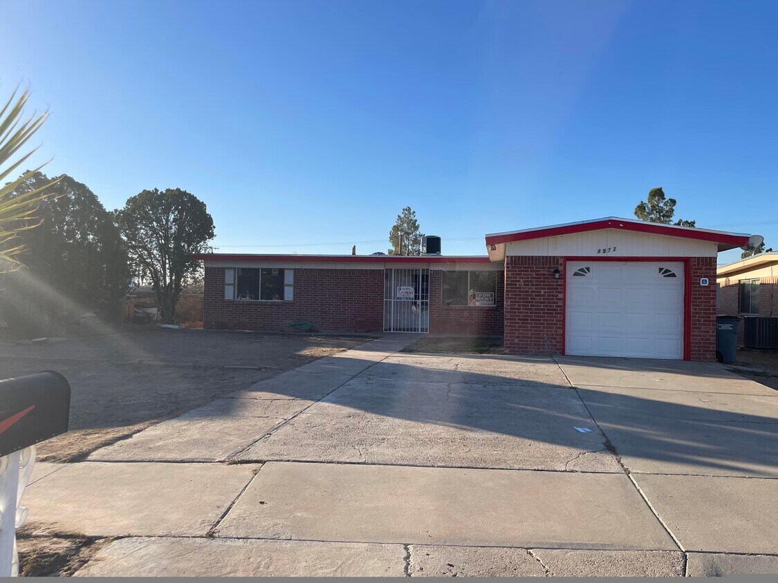Primary Photo - 8572 San Miguel Dr