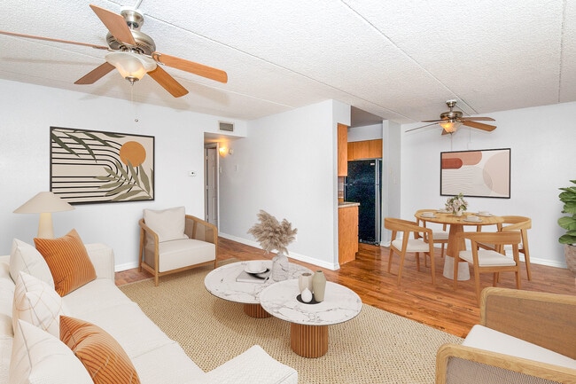 Building Photo - Atwater