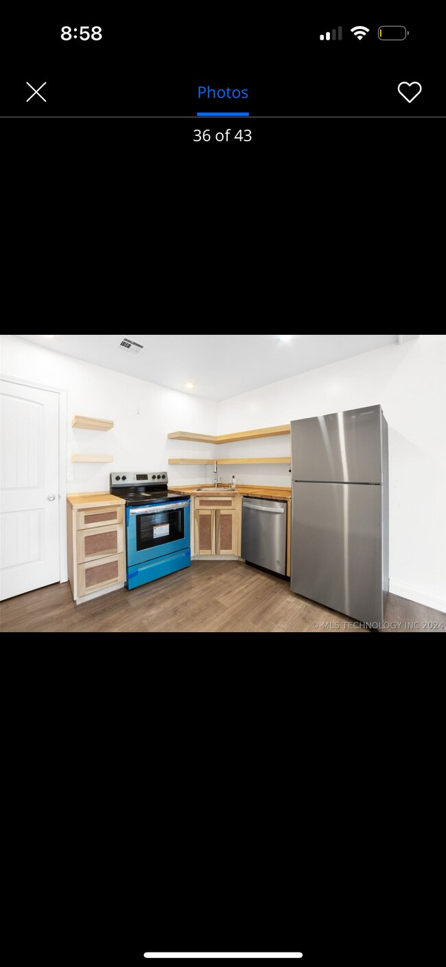 Foto del edificio - 2637 E 4th St
