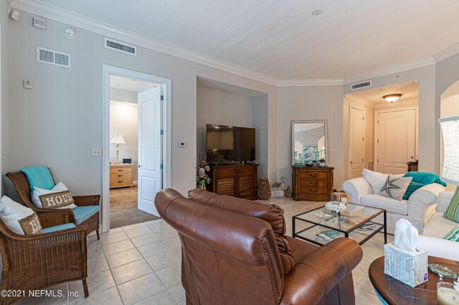 Foto del edificio - 4300 S Beach Pkwy