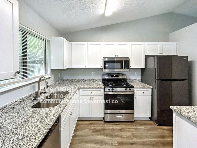 Foto del edificio - 4253 Windward Ln