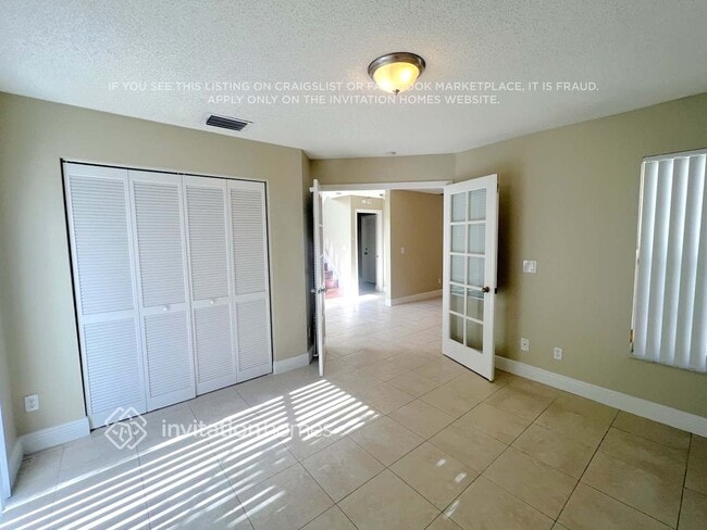 Building Photo - 11228 NW 46th Dr
