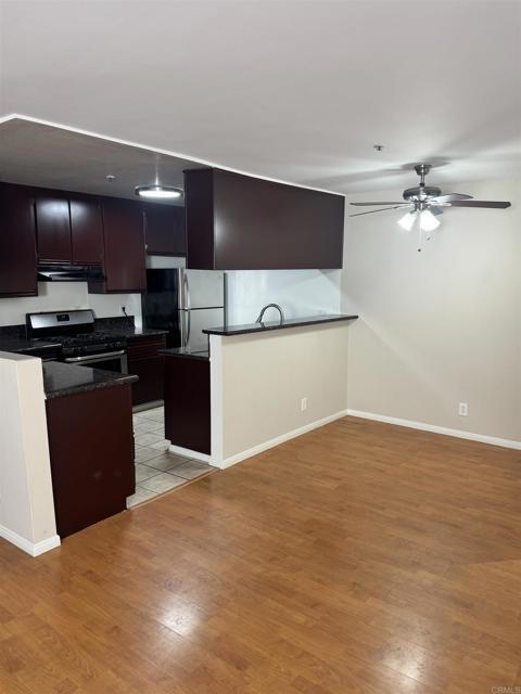 Foto del edificio - 8722 Burton Way