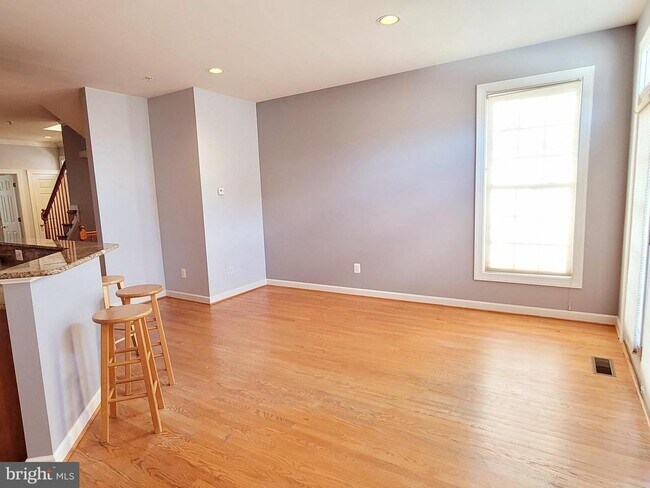 Foto del edificio - 3960 Addison Woods Rd