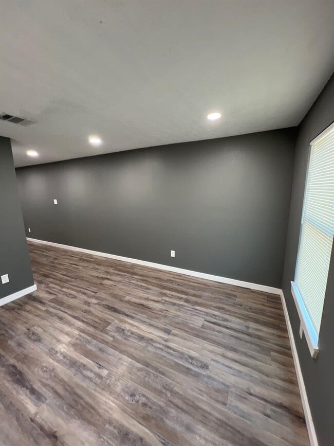 Foto del edificio - 2610 1/2 Mills St