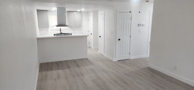 Building Photo - 2906 Determine Dr